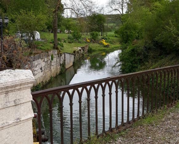 Gite Du Domaine De La Forge Boncourt-Sur-Meuse Buitenkant foto